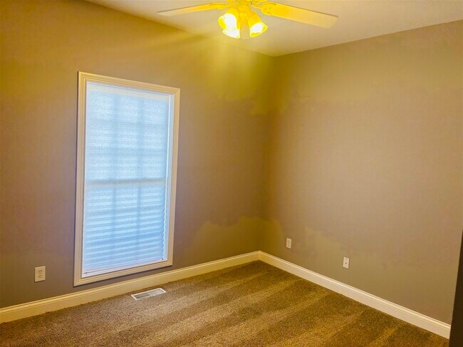 Building Photo - 2616 Danhaven Dr