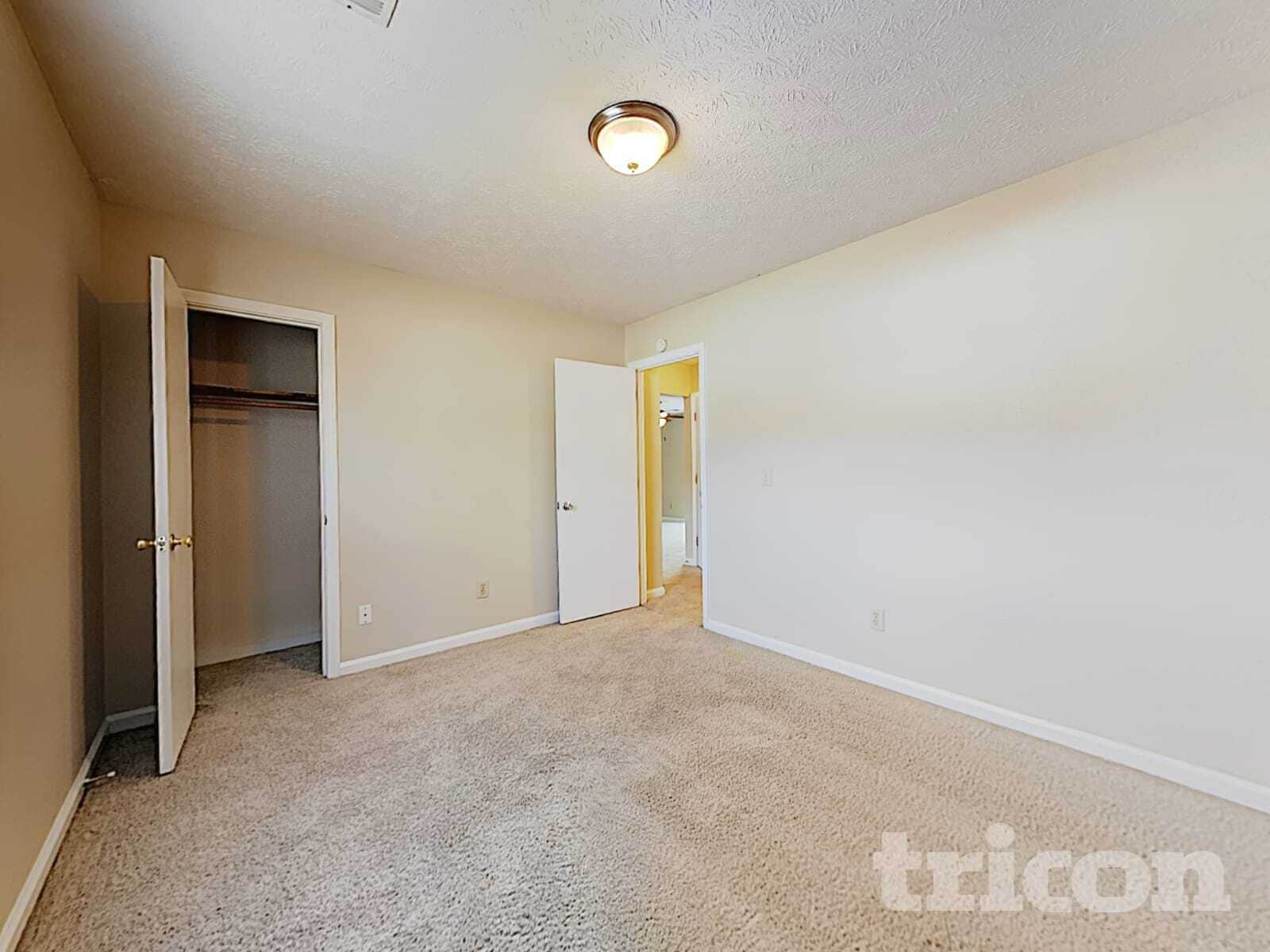 Building Photo - 3533 Fannin Dr