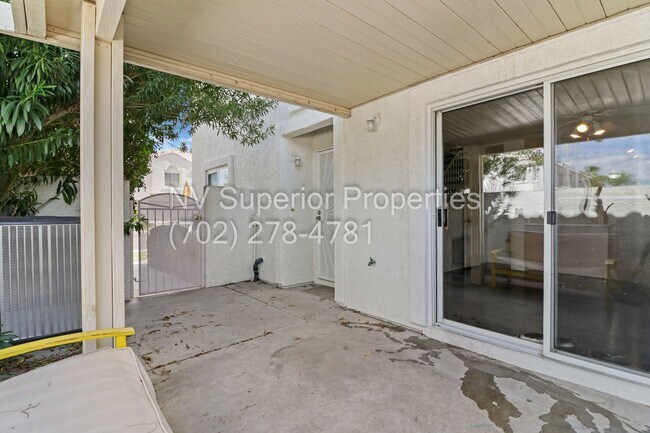 Building Photo - 2900 Soda Creek Ln