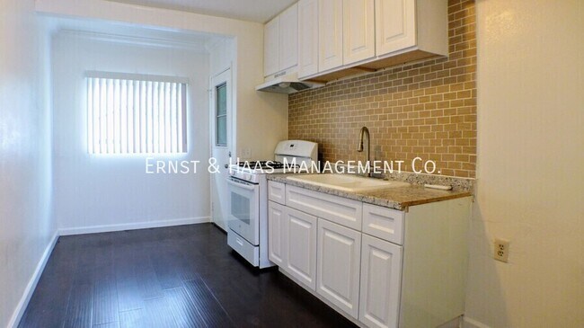 Building Photo - 8275 California St