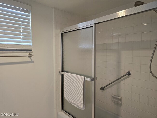 Building Photo - 13511 Stratford Pl Cir