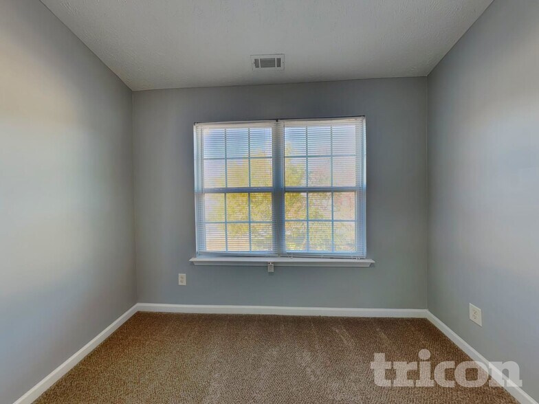 Building Photo - 529 McCain Creek Trail