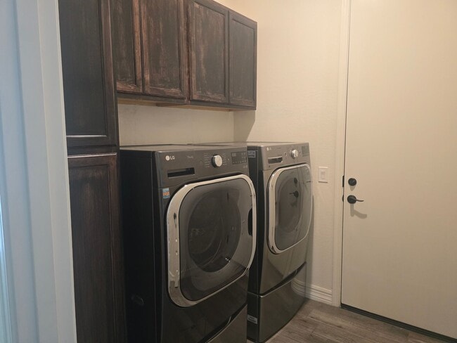 Building Photo - Five-bedroom CASITA home with a three-car ...