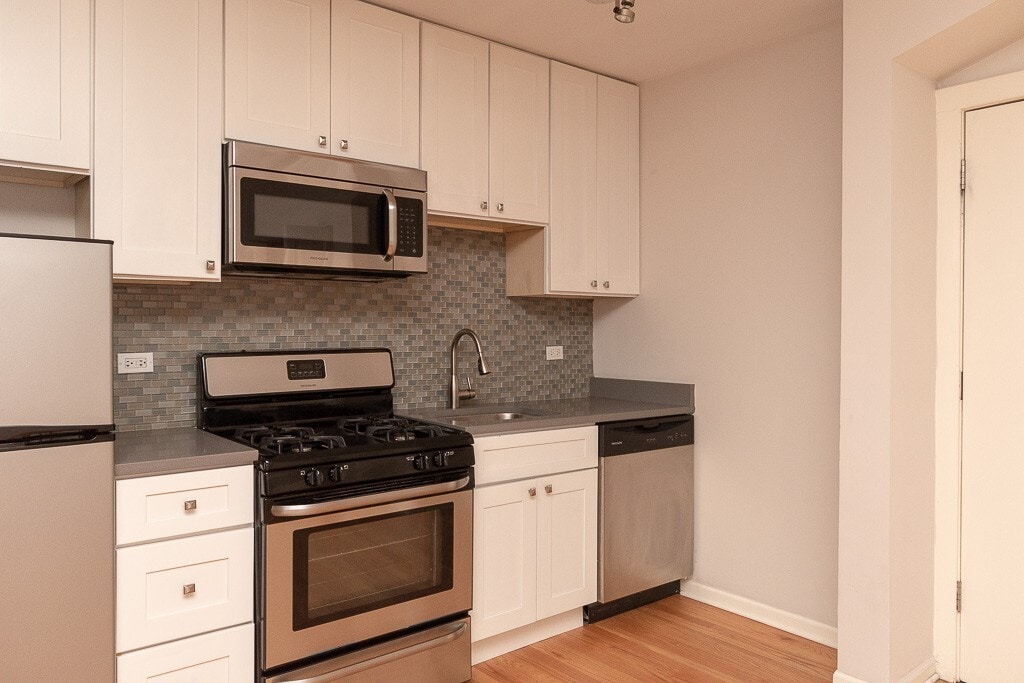 Building Photo - 2832 W Palmer St