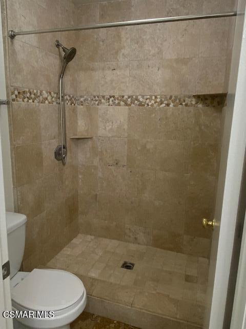 Building Photo - 132 Rosehedge Ln