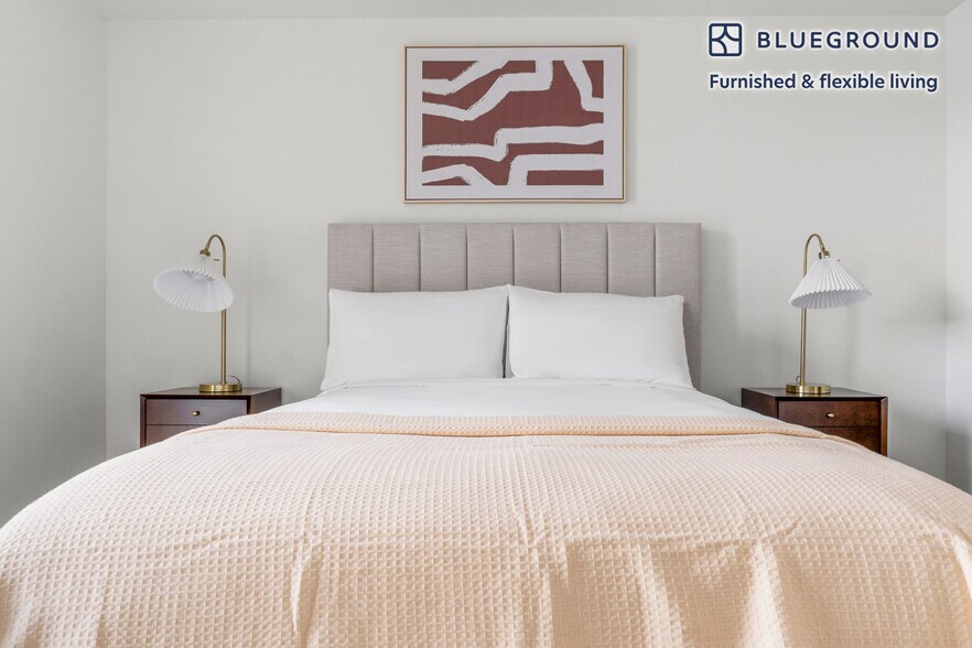 Building Photo - 12377 137th Pl NE