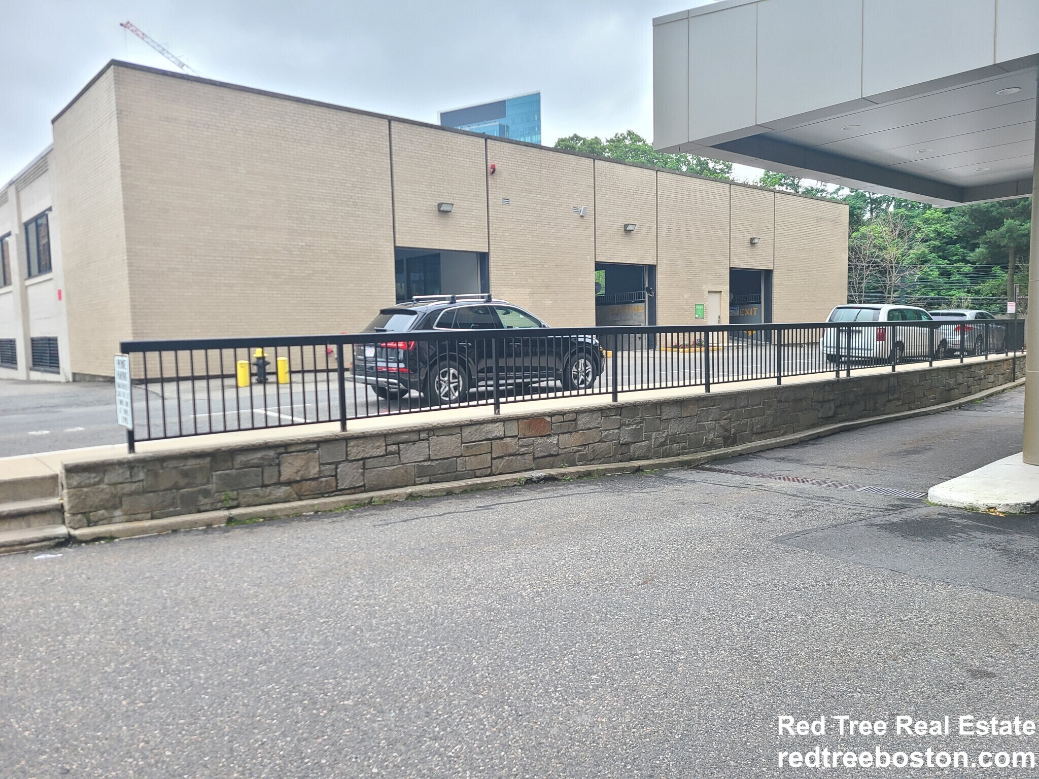 Building Photo - 101 Monmouth St