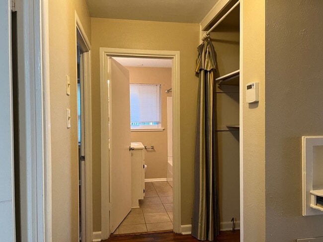 Building Photo - 22 Fairmont Dr