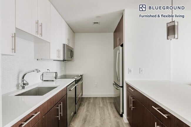 Building Photo - 1 Canal St