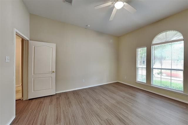 Building Photo - 11364 Lockshire Dr