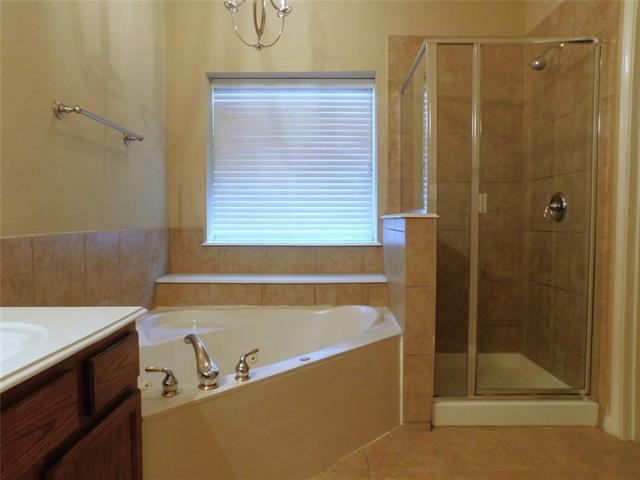 Building Photo - 108 Red Bluff Dr