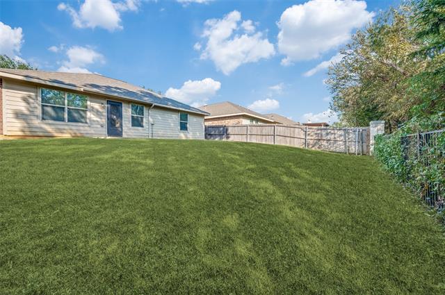 Building Photo - 8928 Holliday Ln