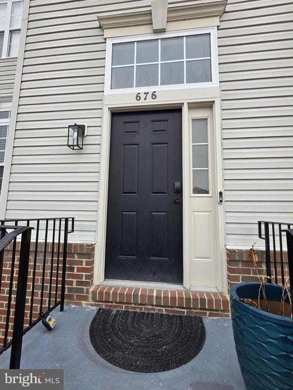 Building Photo - 676 McLeary Square SE