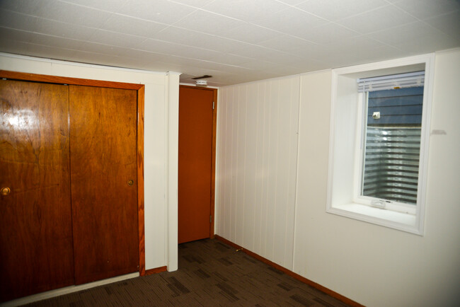 Basement bedroom. - 1060 21st Ave SE