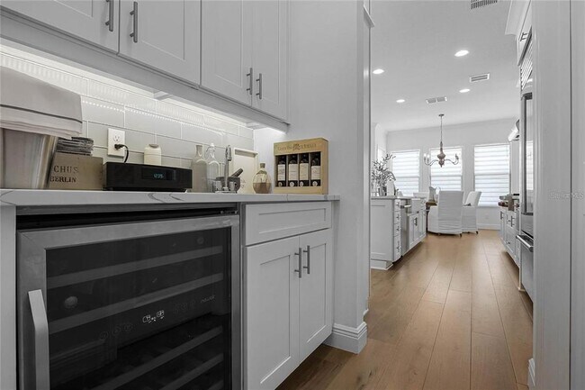 Building Photo - 1118 Estancia Wds Lp
