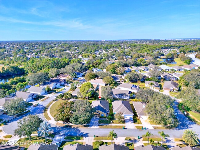 Building Photo - 960 Villa Dr