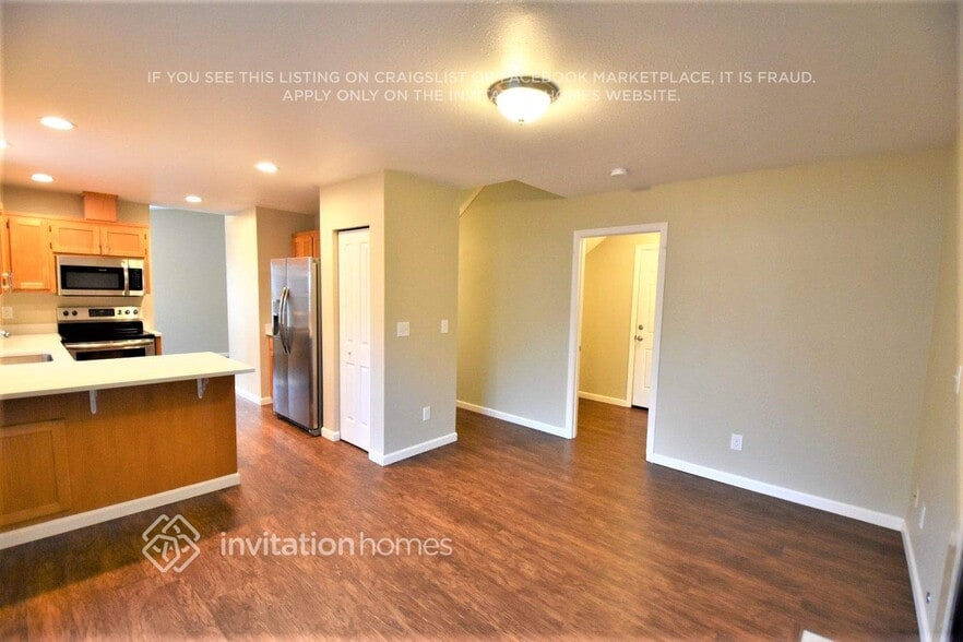 Building Photo - 15435 Chestnut Dr SE