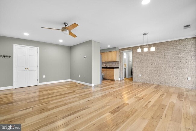 Building Photo - 7753 Patriot Dr