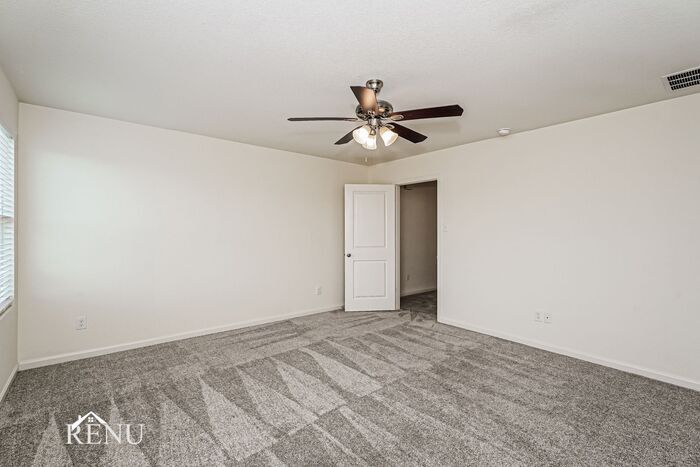 Building Photo - 6017 Mojave Dr