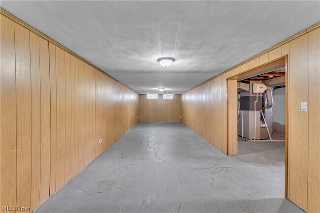 Building Photo - 29210 Green Dr