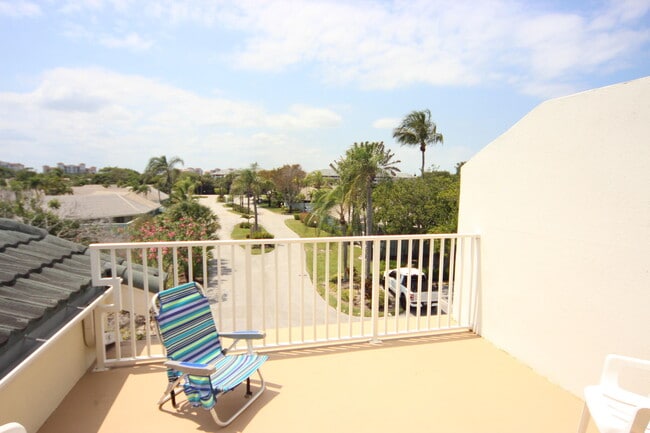 Building Photo - 270 Bella Vista Ct N