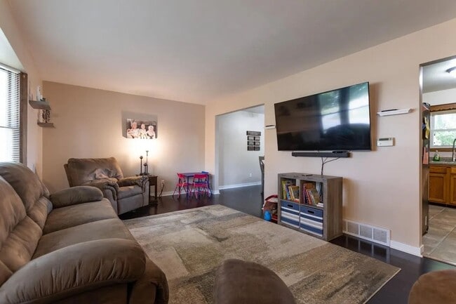 Building Photo - Click the “Apply Now” button or email wapmrentals@gmail.com for a prompt response.