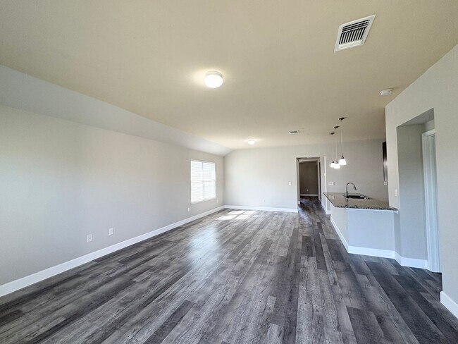 Building Photo - 11708 Cambrian Rd