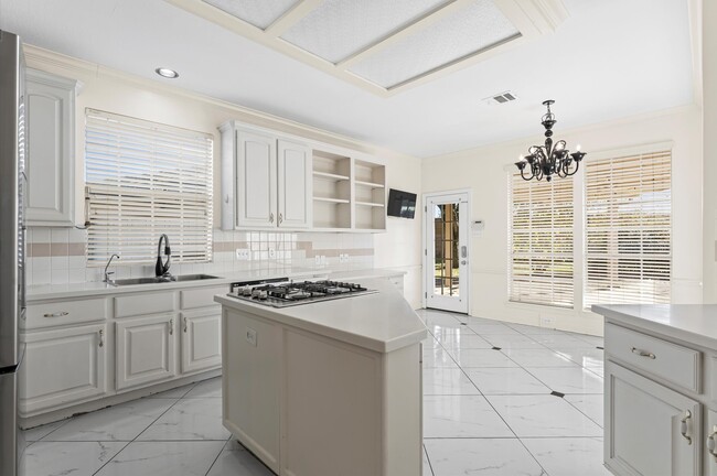 Building Photo - 1914 Rosebay Ct