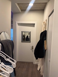 Building Photo - 2407 W Eastwood Ave