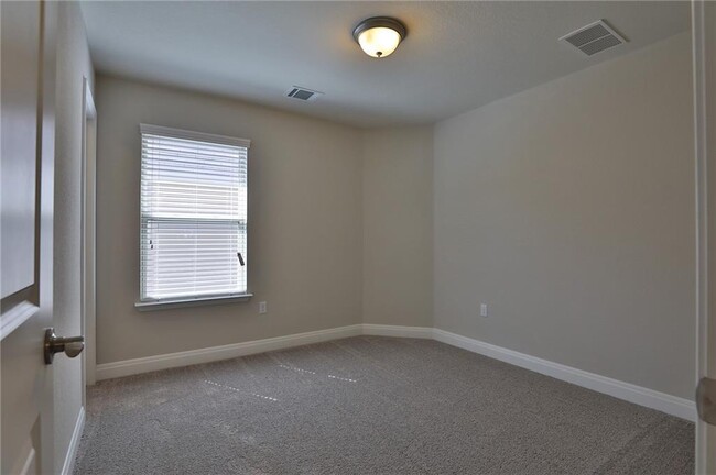 Building Photo - 10606 Turnbull Loop