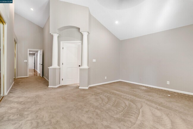 Building Photo - 313 Deepcreek Ct