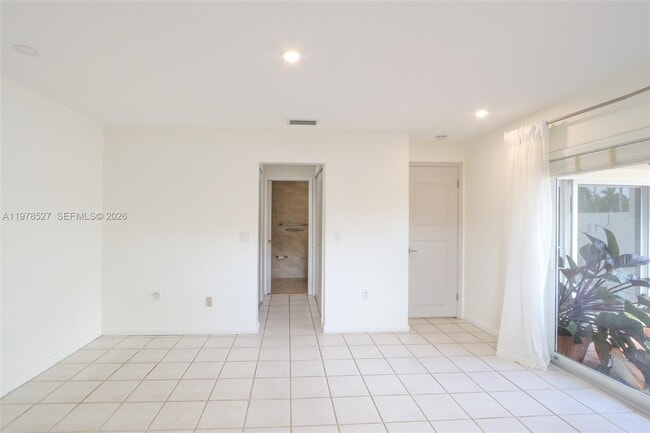 Building Photo - 8105 SW 81st Ct