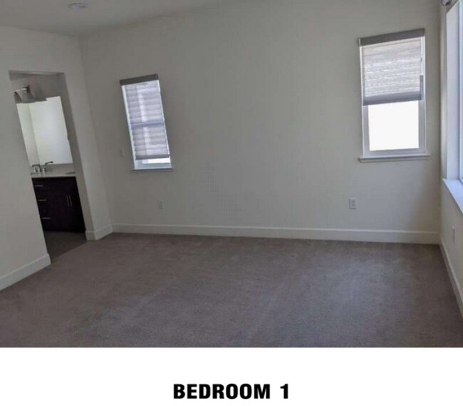 Building Photo - 8559 Dunes Wy