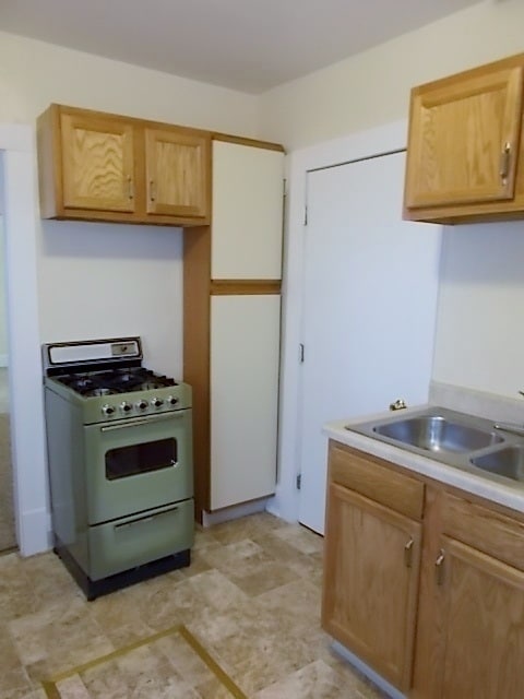 Building Photo - 1 Bonus Room House close to Downtown