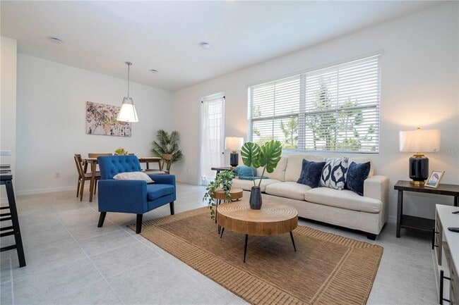 Building Photo - 686 Longboat Dr