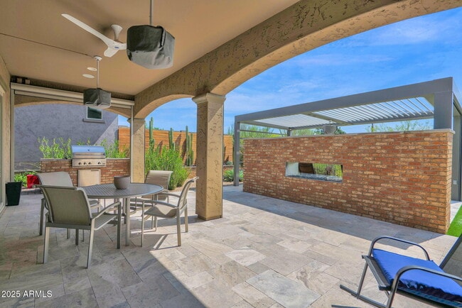 Building Photo - 11040 E Ajave Dr