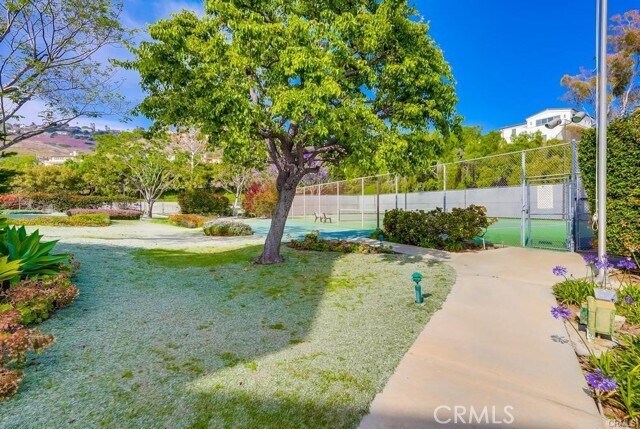 Building Photo - 3200 La Rotonda Dr