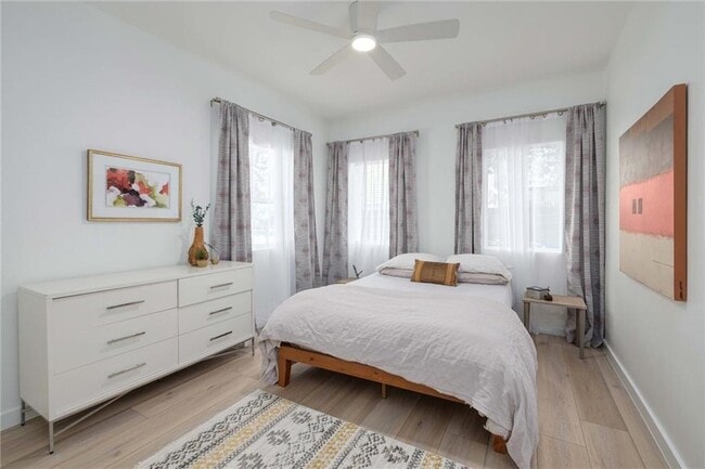 Building Photo - 1803 Bouldin Ave