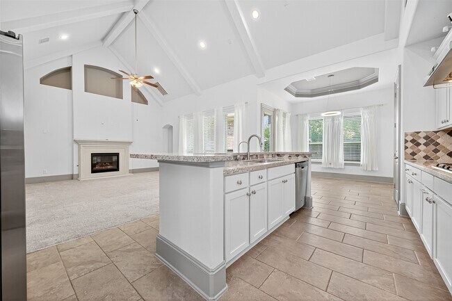 Building Photo - 9702 Lauren Briar Ln