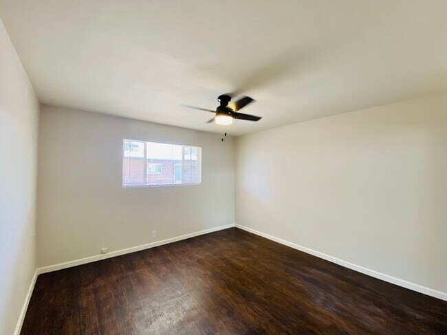 Building Photo - Newly Renovated Spacious 1 Bedroom with Vi...