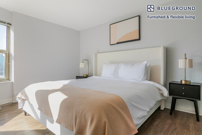 Building Photo - 8 W Chestnut St