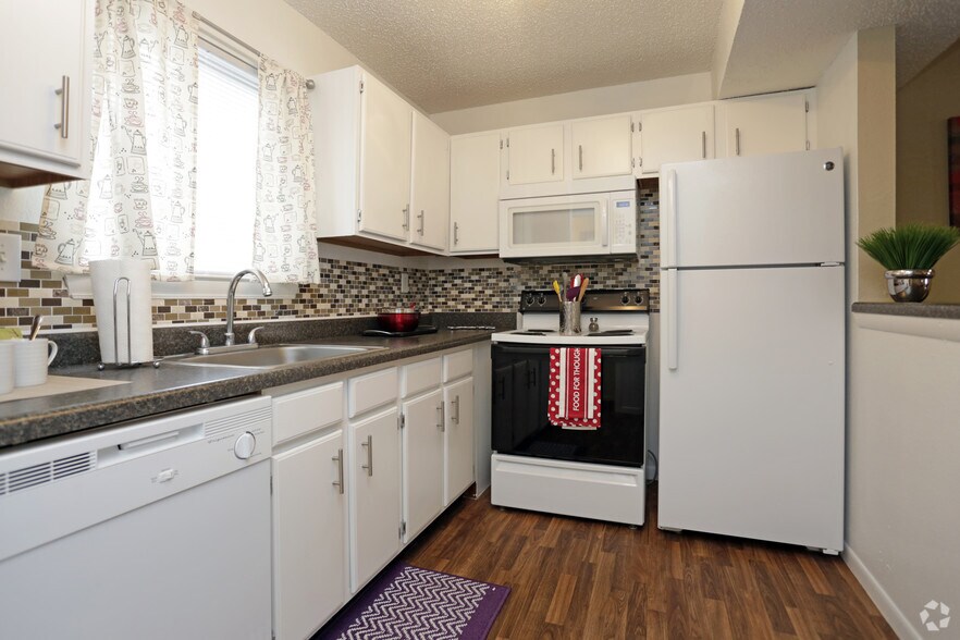 Four Winds Apartments 2601 Morning Star Ln Anderson IN 46011 Apartment Finder