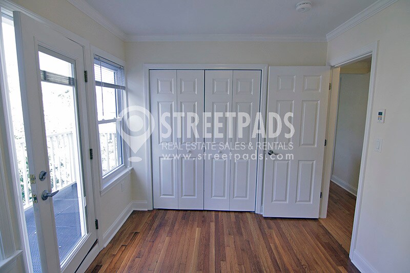 Building Photo - 1 Langdon Sq