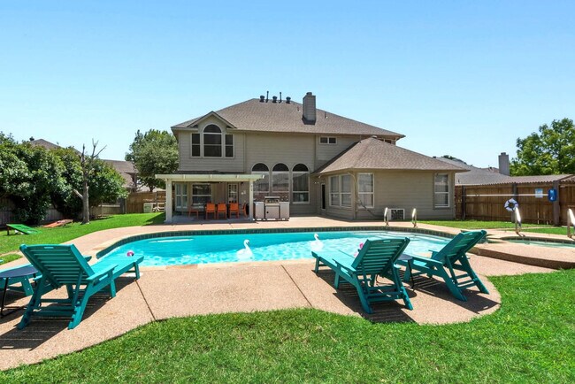 Building Photo - 5795 Brighton Ct
