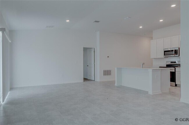 Building Photo - 1481 Brentwood Dr