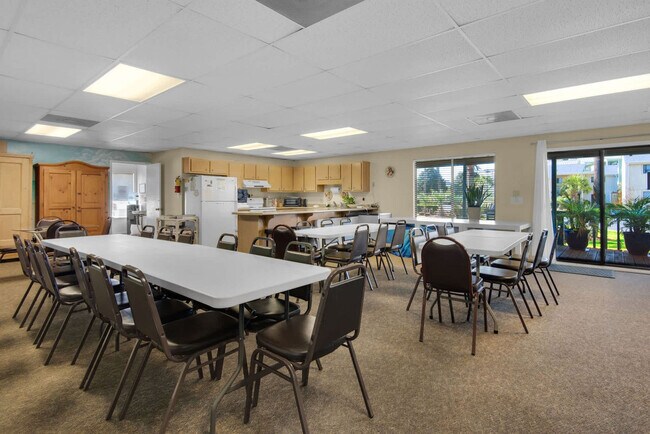 Building Photo - 3795 Scenic Hwy 98