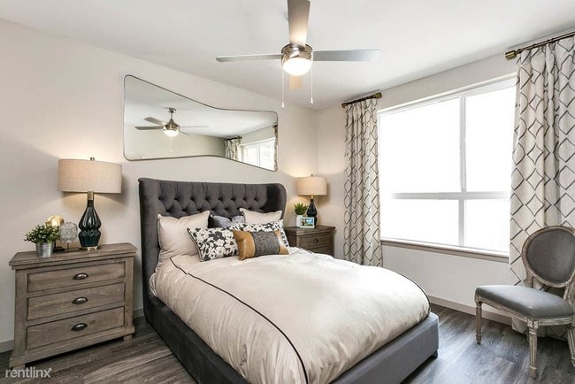 Building Photo - 1 br, 1 bath Apartment - 505 Westcott St 020