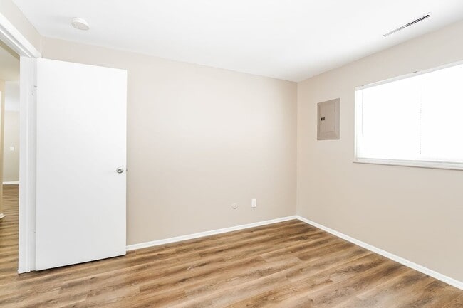 Building Photo - 3717 Beulah Rd