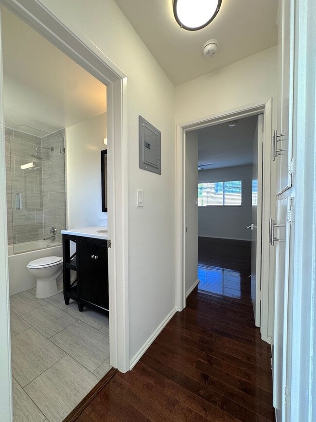 Building Photo - 1159 N Curson Ave