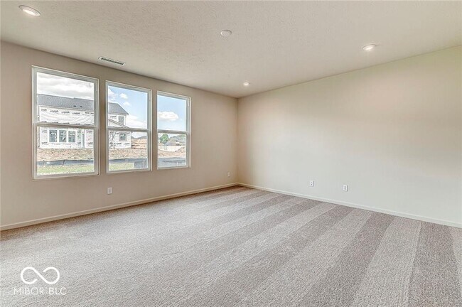 Building Photo - 5420 Laurel Crest Run